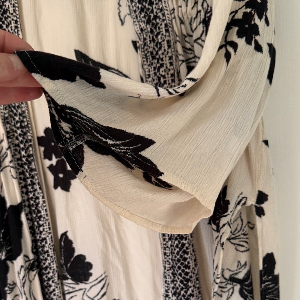 Billabong Floral Kimono Robe - Black and Cream - Picture 7 of 9